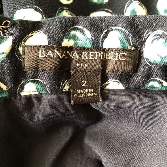 Banana Republic Navy & Teal Dot Pleated Flare Skirt Size 2 - Picture 6 of 7